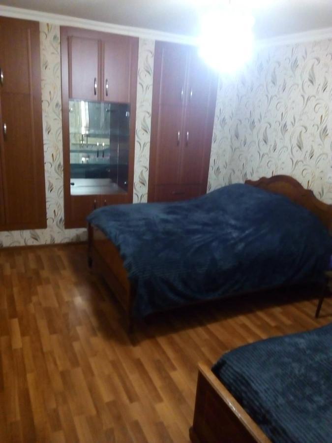 Baazovi 17 Apartment Tbilisi Bagian luar foto